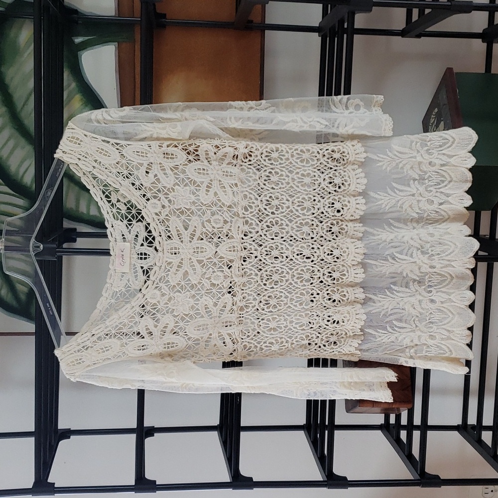 Crystal K Sheer Crochet Lace Top 7/8 Sleeve Ecru, Size M